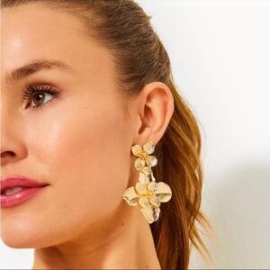 Lilly Pulitzer Blooming For You Earrings